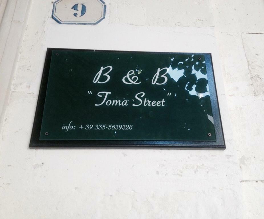 B&B Toma Street Lecce Exterior photo